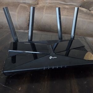 TP-Link Glossy Black Router with Antennas